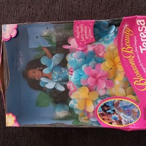 1996 Blossom Beauty Teresa doll